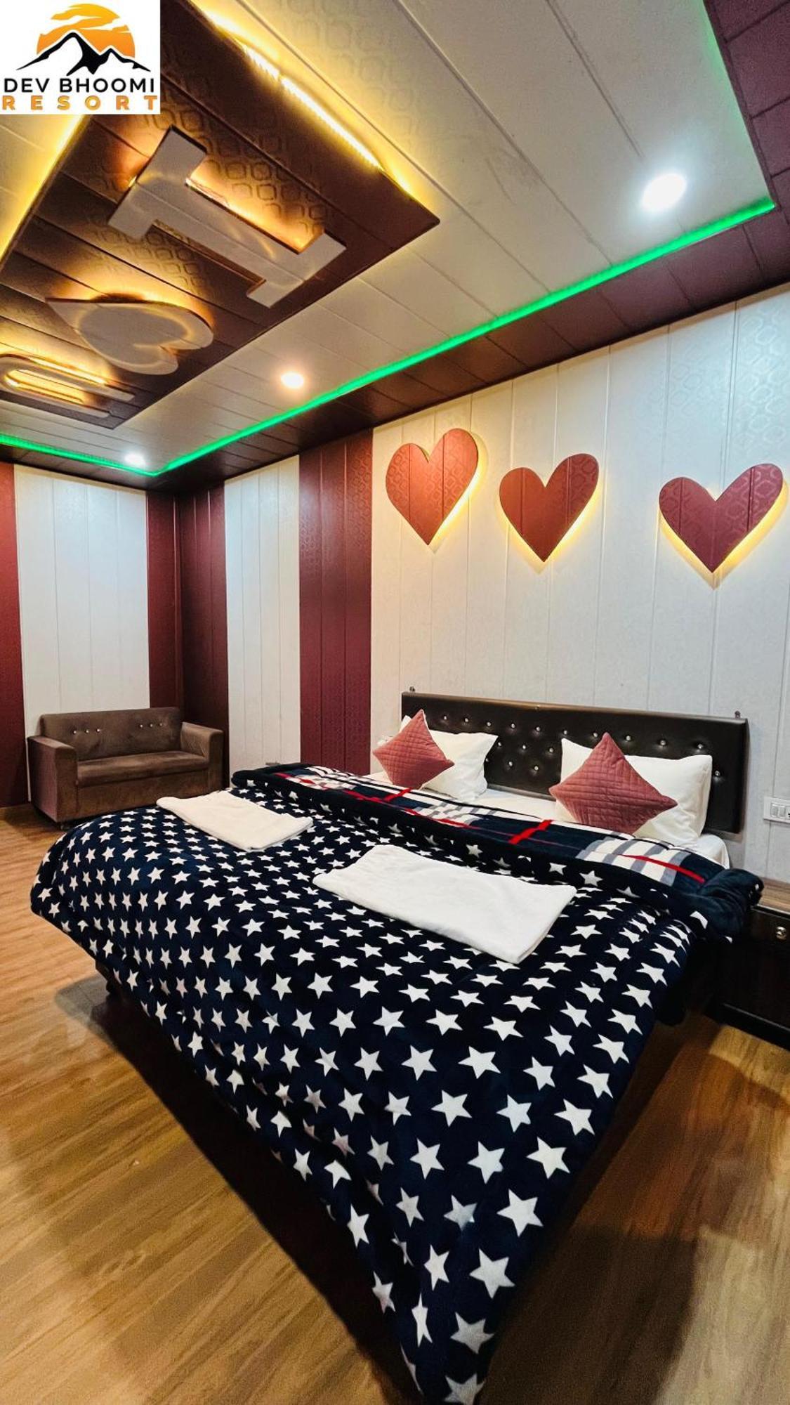 Dev Bhoomi Resort 卡纳塔尔 外观 照片