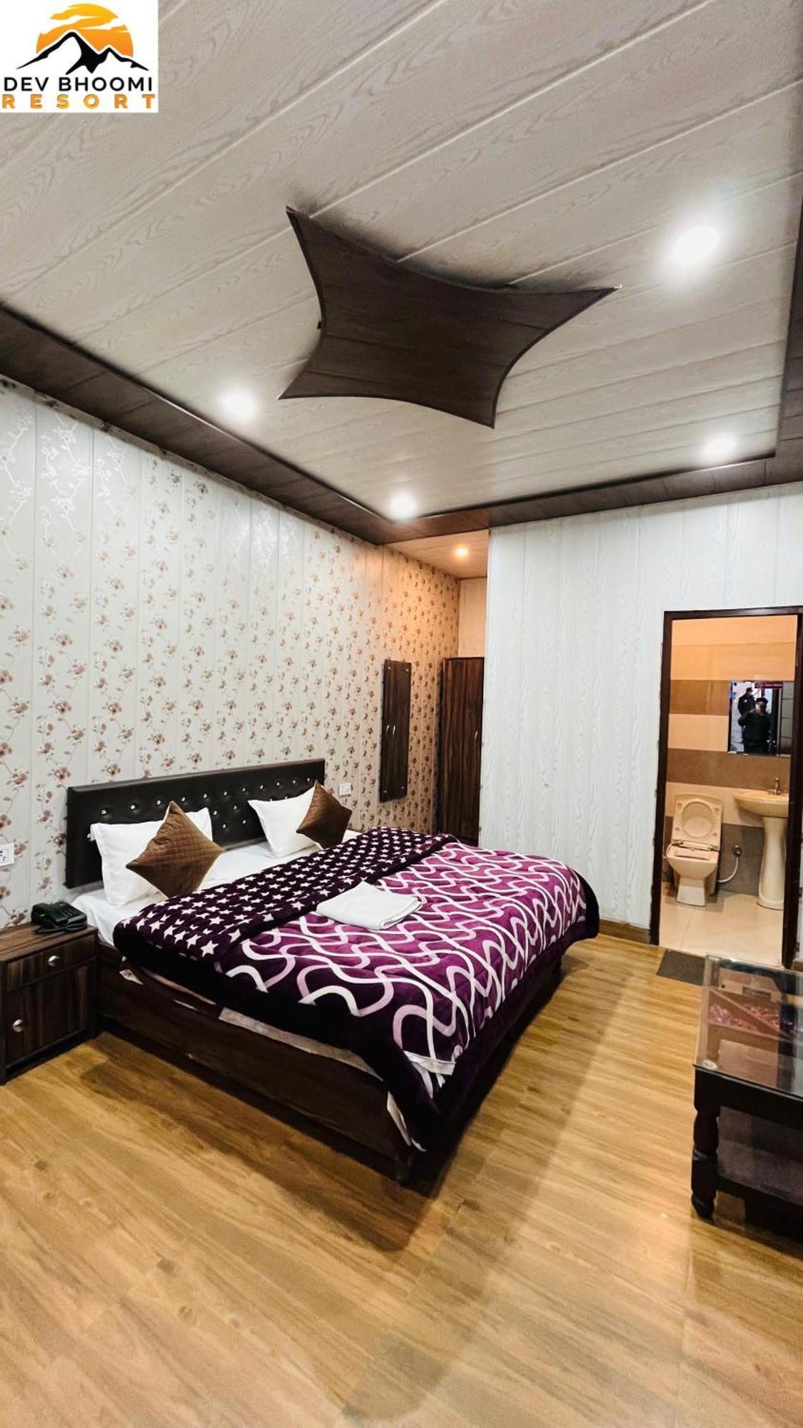 Dev Bhoomi Resort 卡纳塔尔 外观 照片
